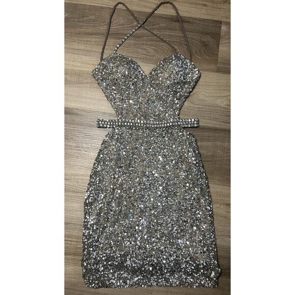 Scala Sequin Mini Dress - Picture 3 of 5